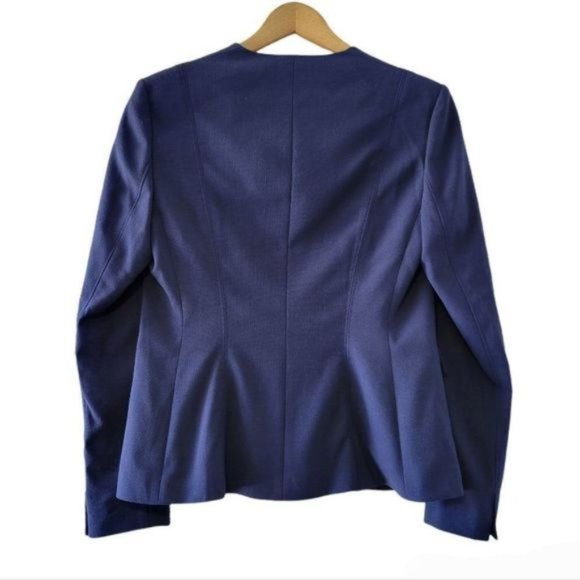 Hugo Boss Virgin Wool Blazer Navy Blue Size 6. - Picture 6 of 11